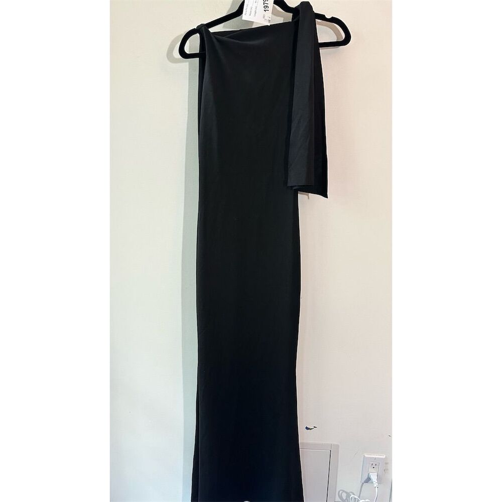 1979. 🆕 XS Black One-Shoulder Long Gown Formal Dress